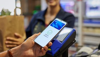  iPads, Android phones, iPhones, and tablets